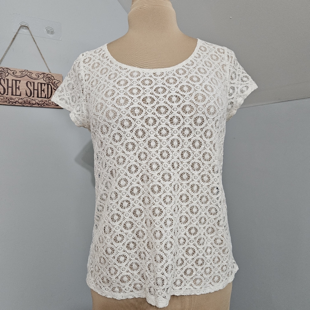 White Crochet Lace Boho Top Size M Keyhole Short Sleeve Chic Cottagecore Fairy